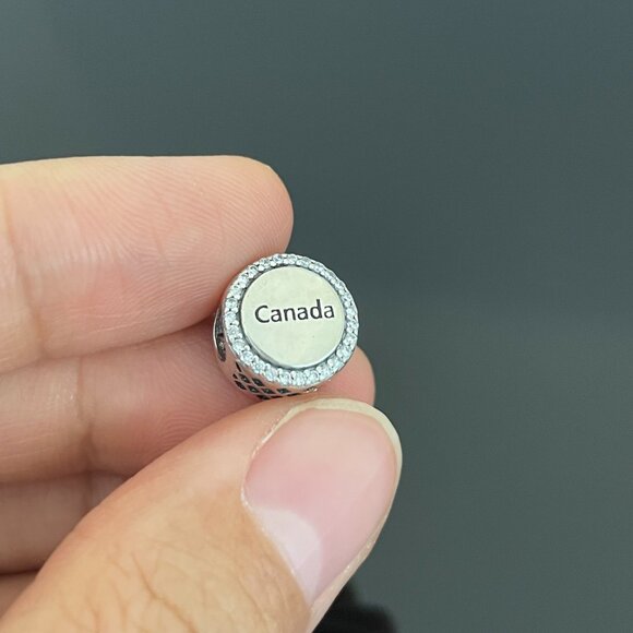 Pandora Canada Flag pendant - Picture 7 of 7